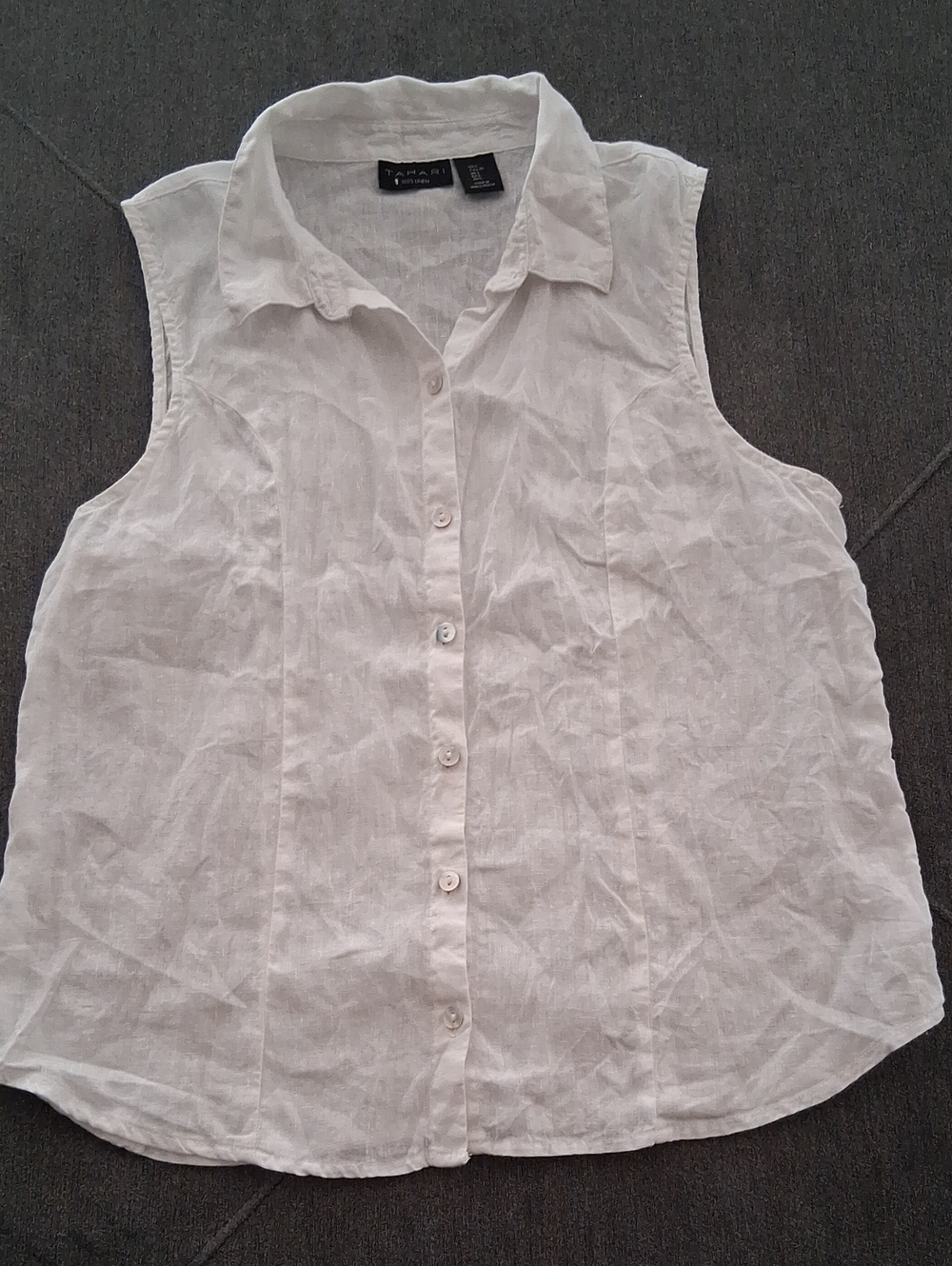 Tahari White Sleeveless Button-Down Linen Top